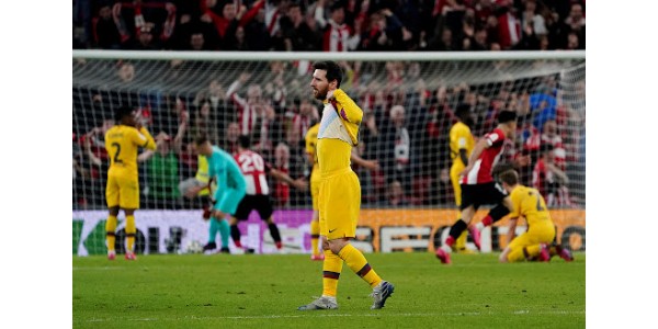 Barcelona treba kompetentnog trenera da izađe iz teške situacije